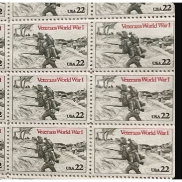 MNH World War I Veterans Issue Sheet of 50 22c Stamps Scott #2154 - Picture 1 of 2